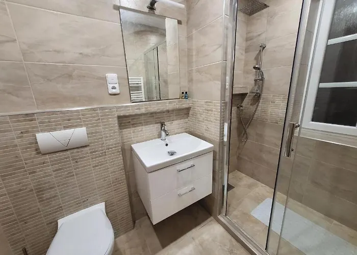 Pod Lipou 3*